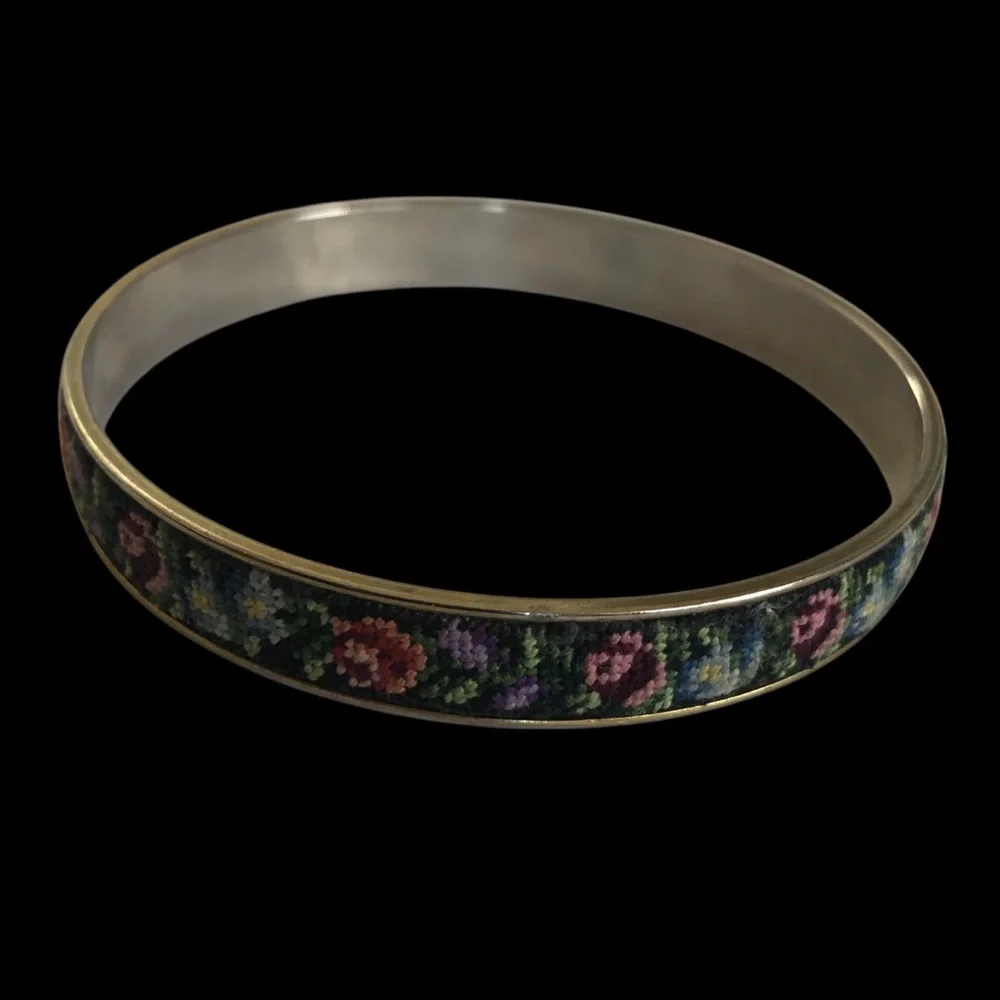 Floral Silver Bangle Bracelet - Picture 3 of 6